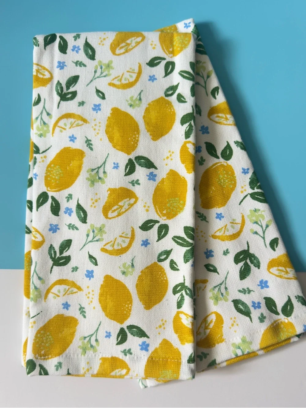 Tomato & Lemon Print Kitchen Towels - Bold Red & Green Check Lemons on white